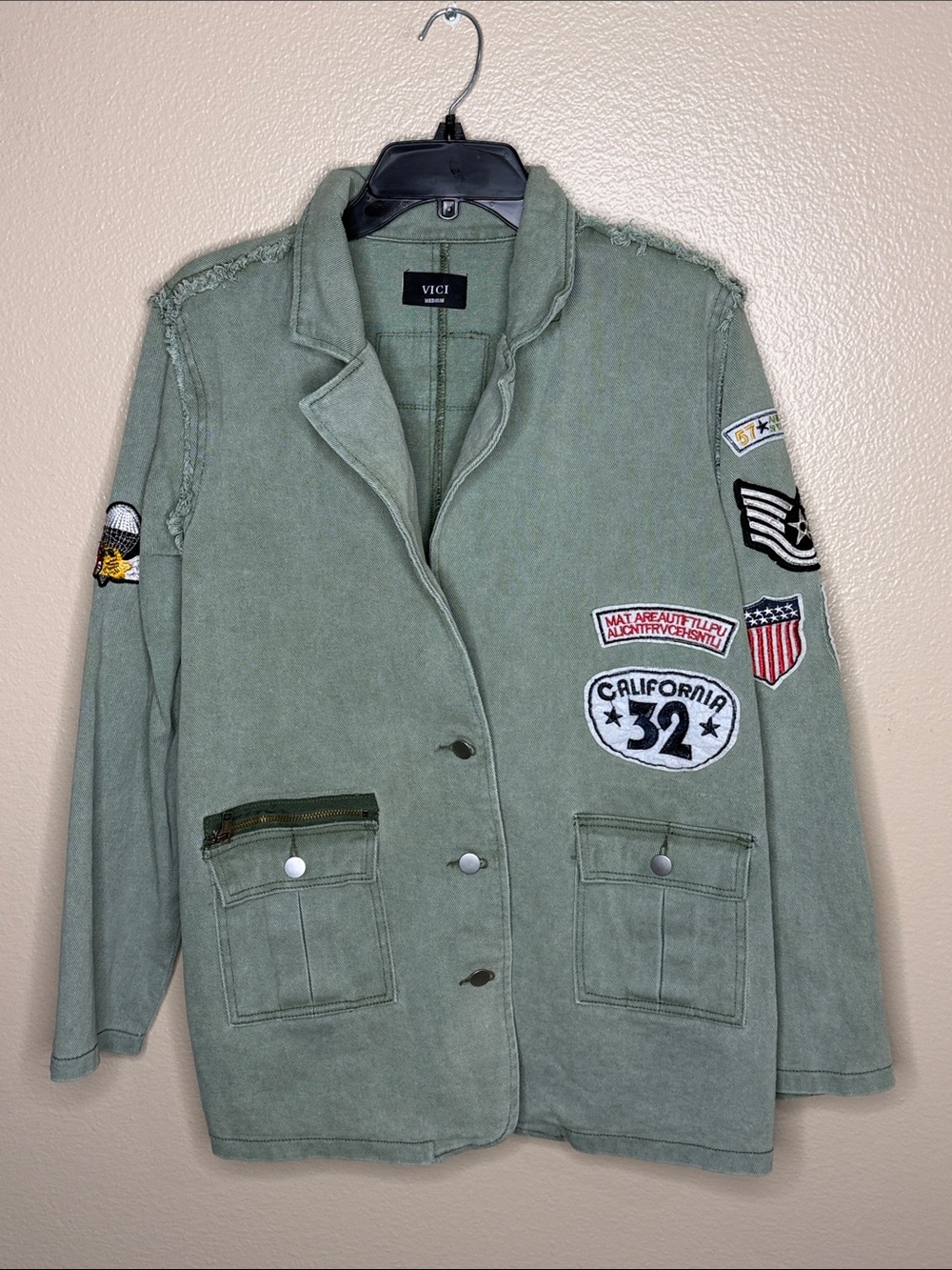 VICI Green Patched Military Blazer Jacket - Picture 2 of 9